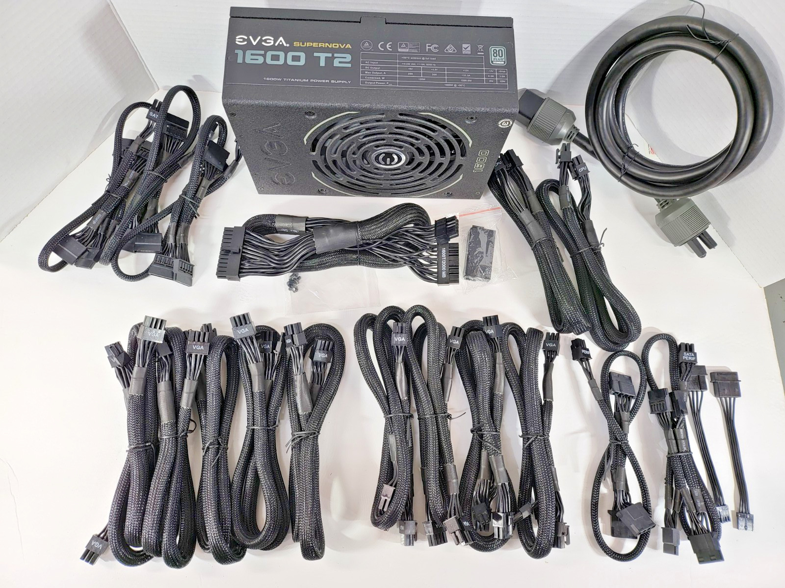 PSU EVGA SuperNOVA 1600 T2 Titanium Power Supply 1600W - COMPLETE