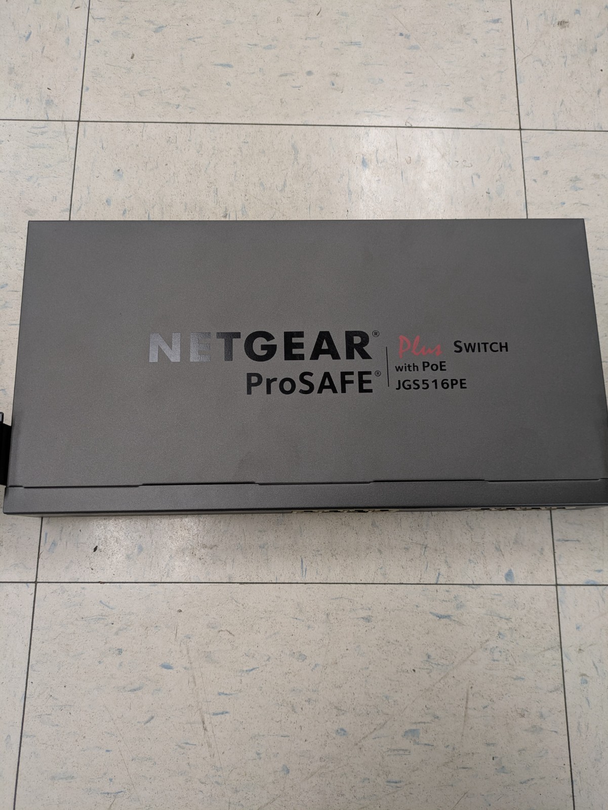 NETGEAR ProSAFE JGS516PE 16-Port Gigabit + PoE Network Switch