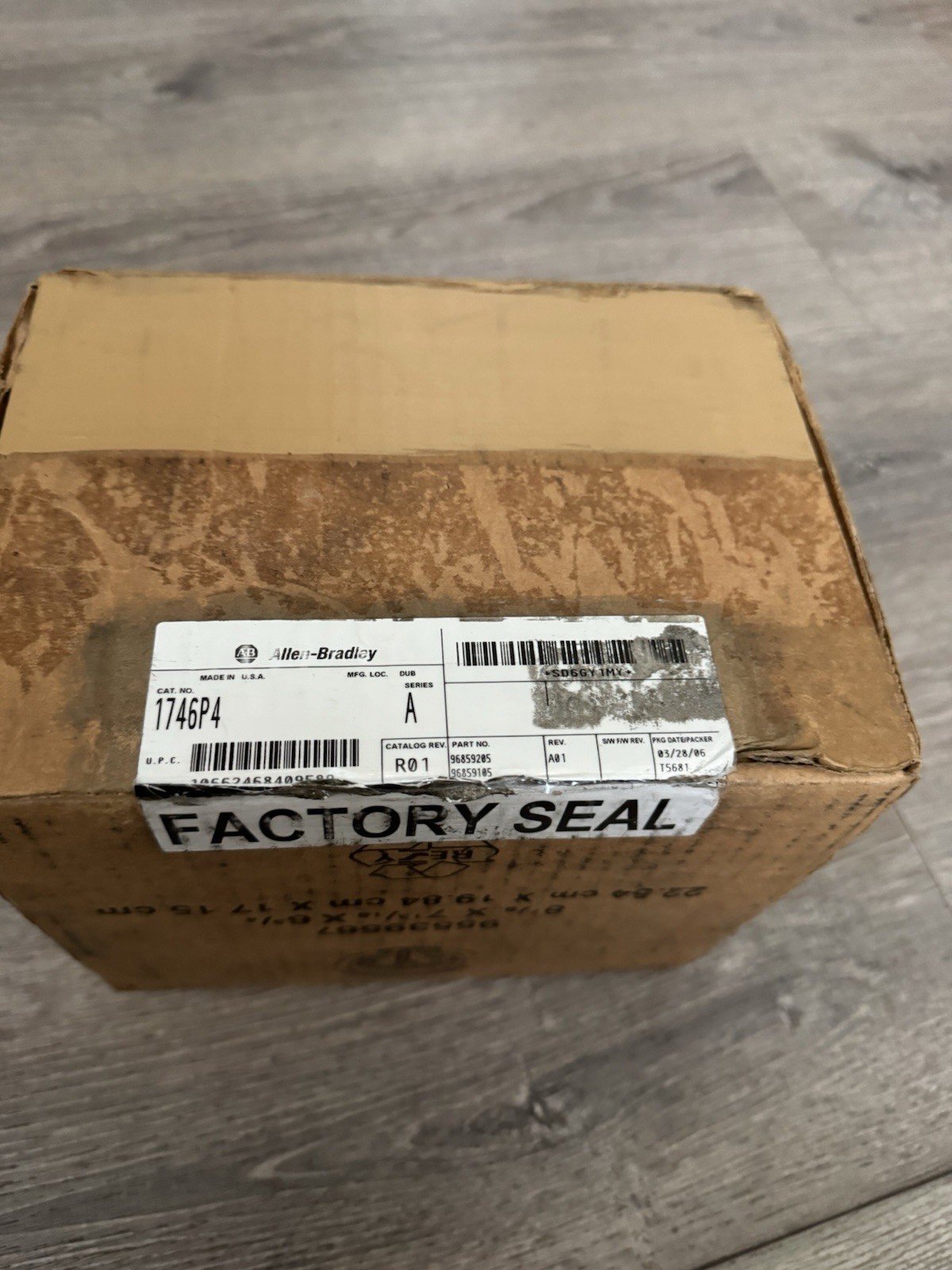 Surplus Open Allen Bradley 1746-P4 /A SLC 500 Slot Rack Power USA Seller * Read