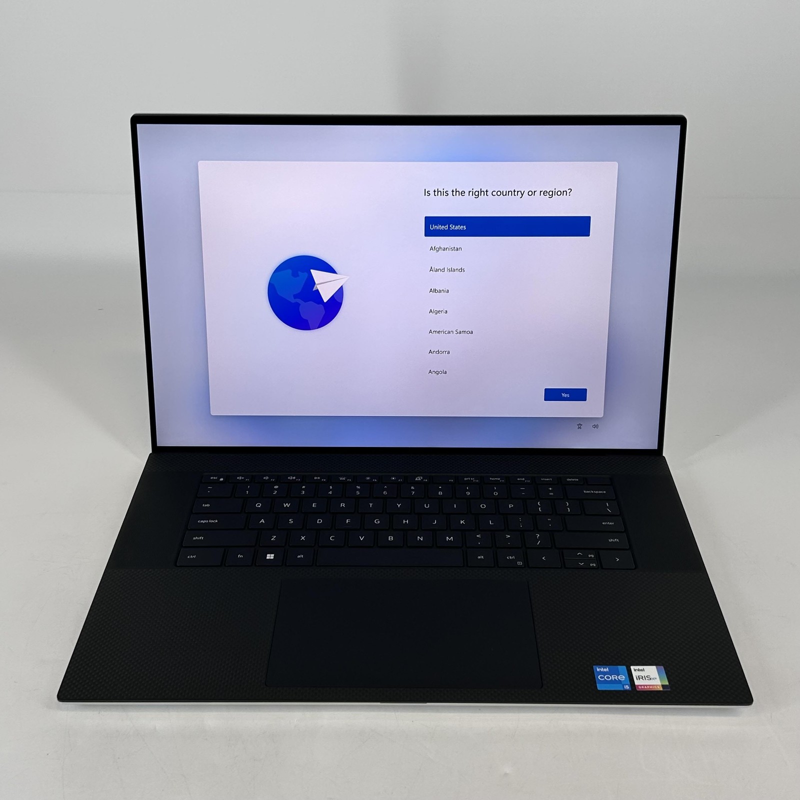 Dell XPS 17 9720 Silver UHD+ TOUCH 2.5 GHz i5-12500H 16GB 1TB SSD Very Good