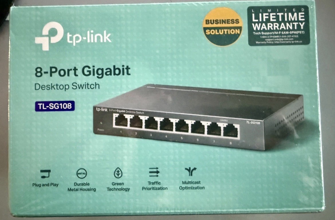 SEALED TP Link Network TL SG108 8Port Switch 1000Mbps RJ45 Desktop Switch NEW
