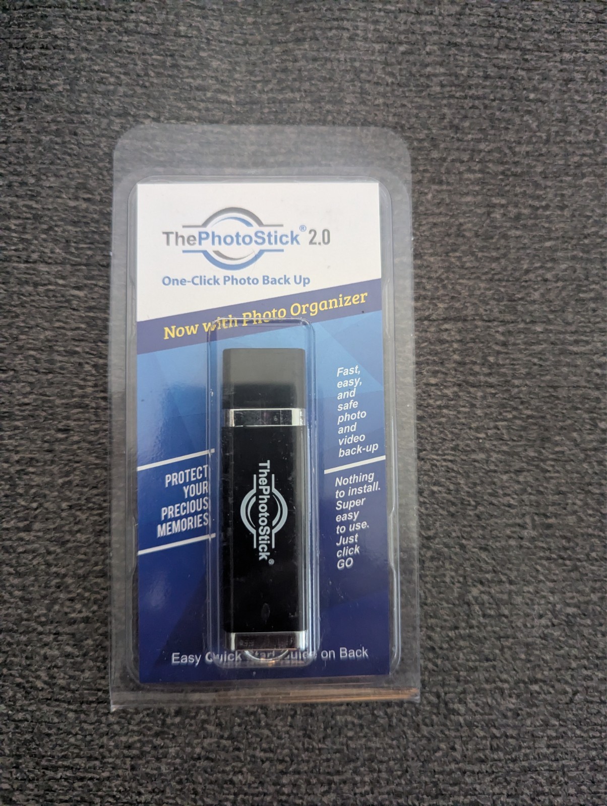 The Photo Stick 2.0 Black Flash Drive with Photo Organizer Windows & Mac - NEW