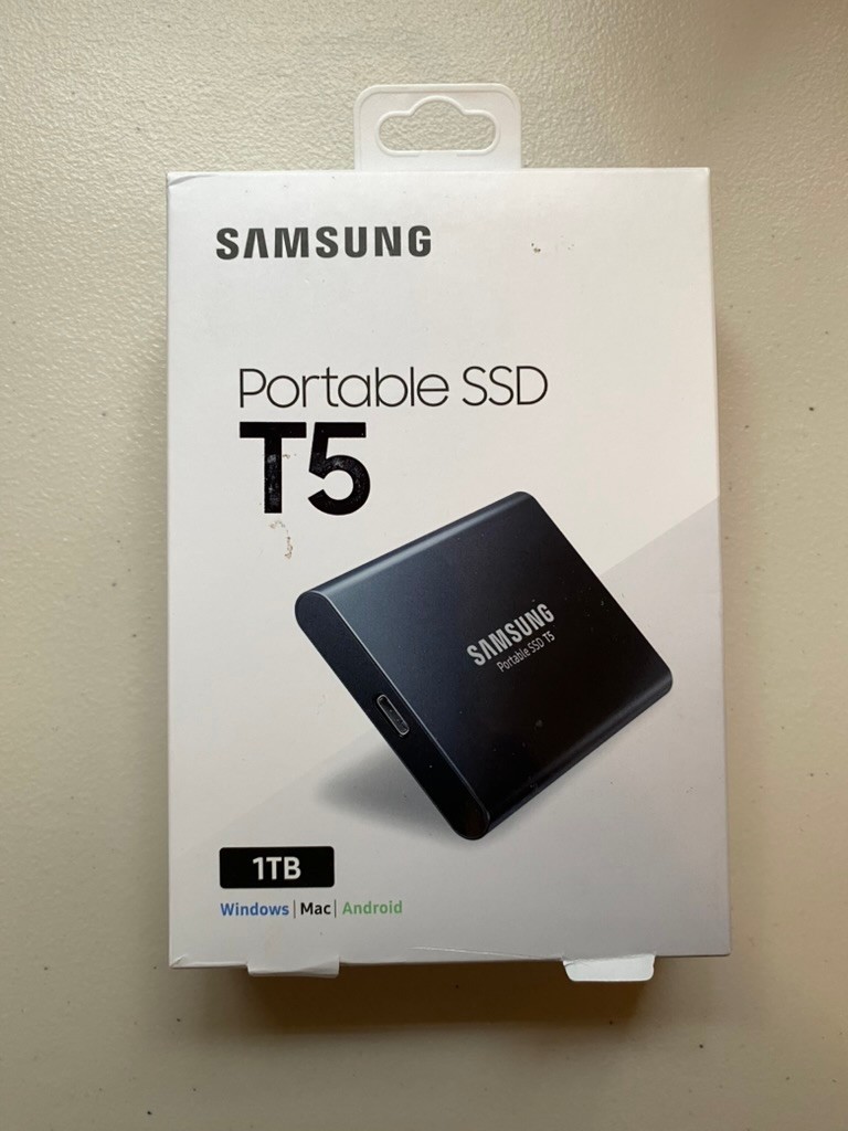 Lightly Used Samsung Portable SSD T5 1tb