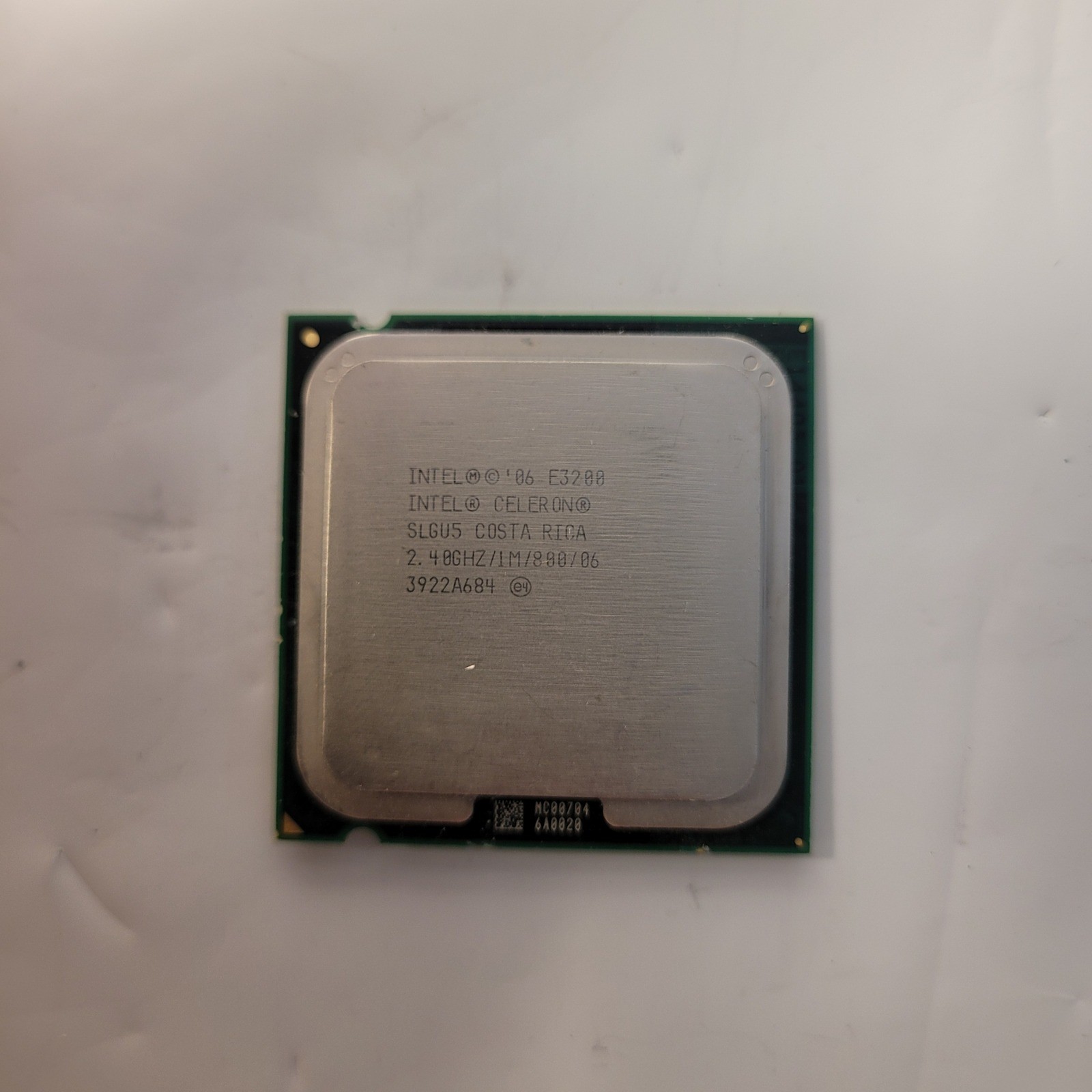 Intel Celeron E3200 CPU Dual-Core 2.40GHz 1M 800MHz LGA775 SLGU5 Wolfdale