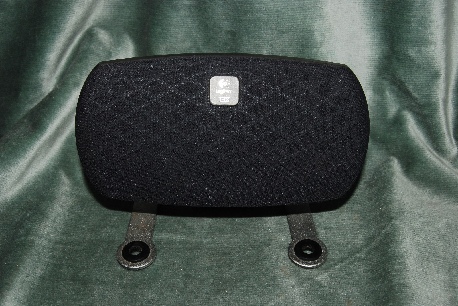 Logitech Z-680 THX Center Speaker with Grille