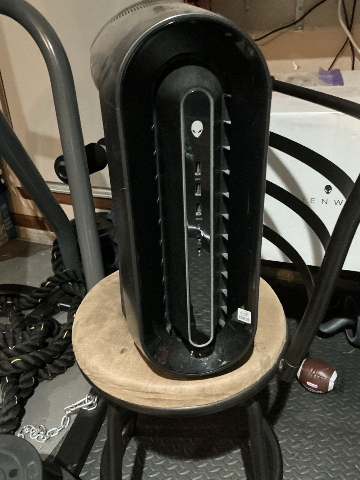 Alienware Aurora R11 - 16GB RAM, Liquid Cooled i9-10900KF