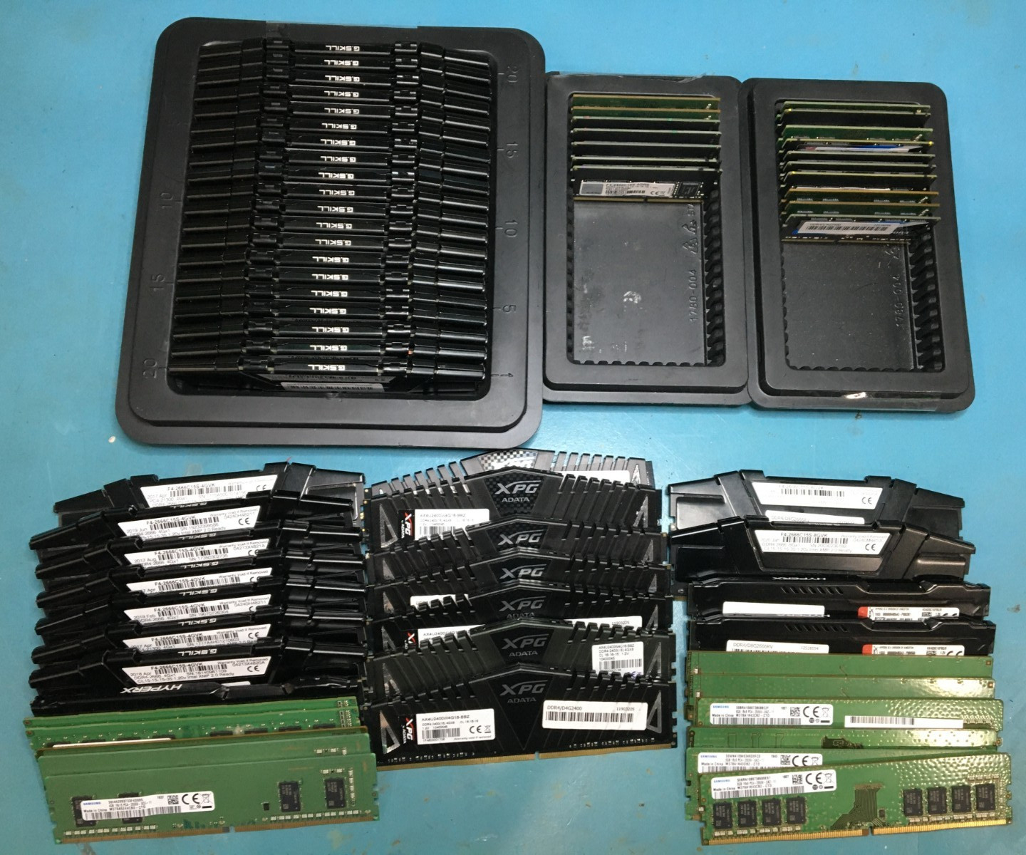 Mix Lot - Mixed RAM/Brand  untested for Desktop & Laptop 4GB/8GB 2400/2666. Read
