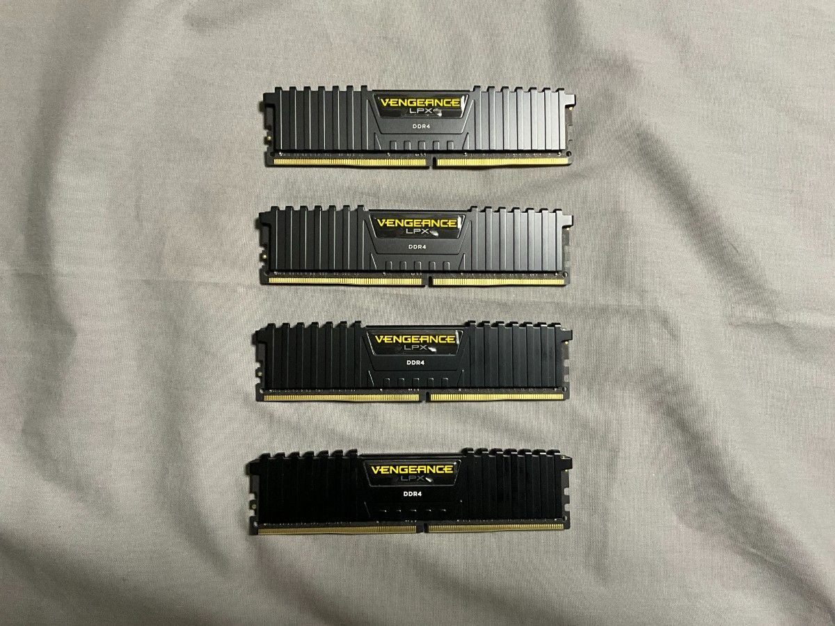CORSAIR VENGEANCE LPX DDR4 3000MHz 64GB 16GBx4 Memory Modules Tested