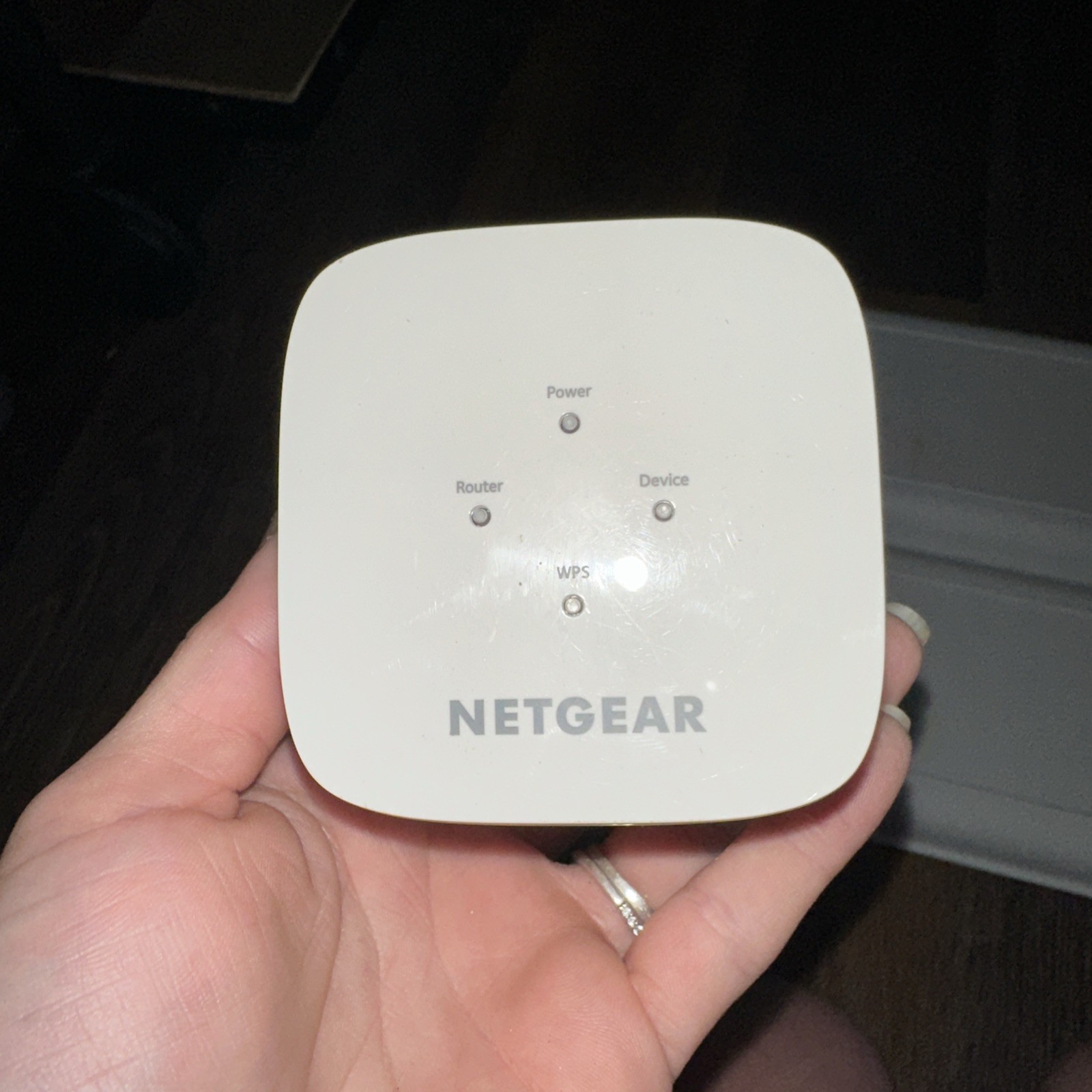 #AI) Netgear EX3110 AC750 WiFi Wall Plug Range Extender and Signal Booster
