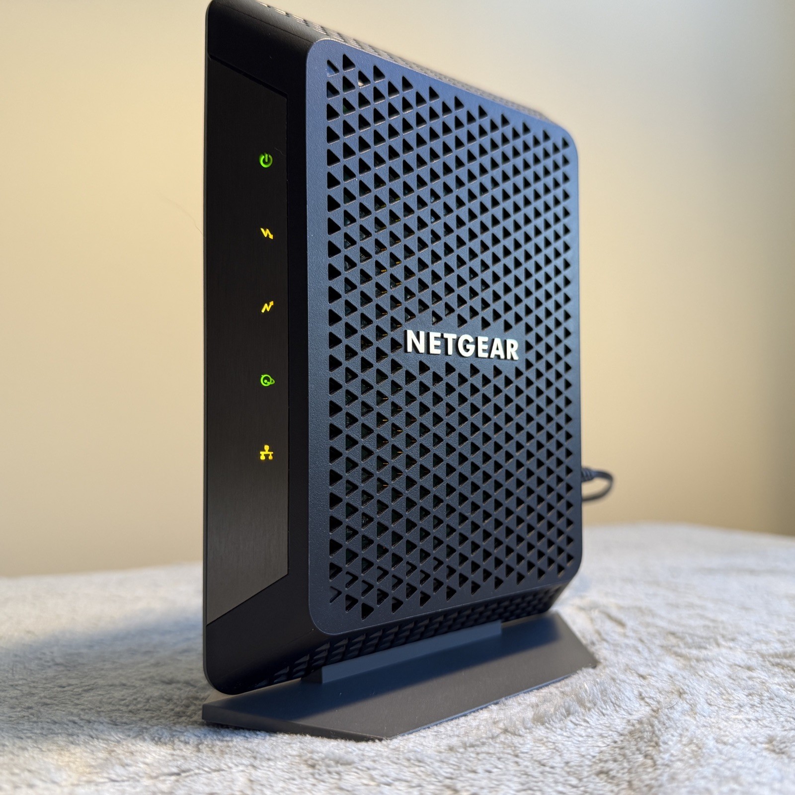 Netgear CM700 High Speed Cable Modem - 1.4Gbps - Xfinity - Spectrum - Cox