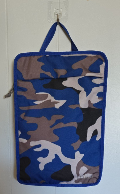 L.L.Bean Blue/Black/ Beige Laptop Sleeve w/Handle Neoprene Lining 15" x 11"