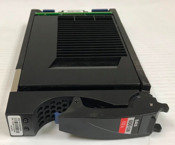 EMC 005049249 600GB SAS 10K 520 BPS Hard Drive V4-VS10-600 VX-VS10-600 VNX. Qty