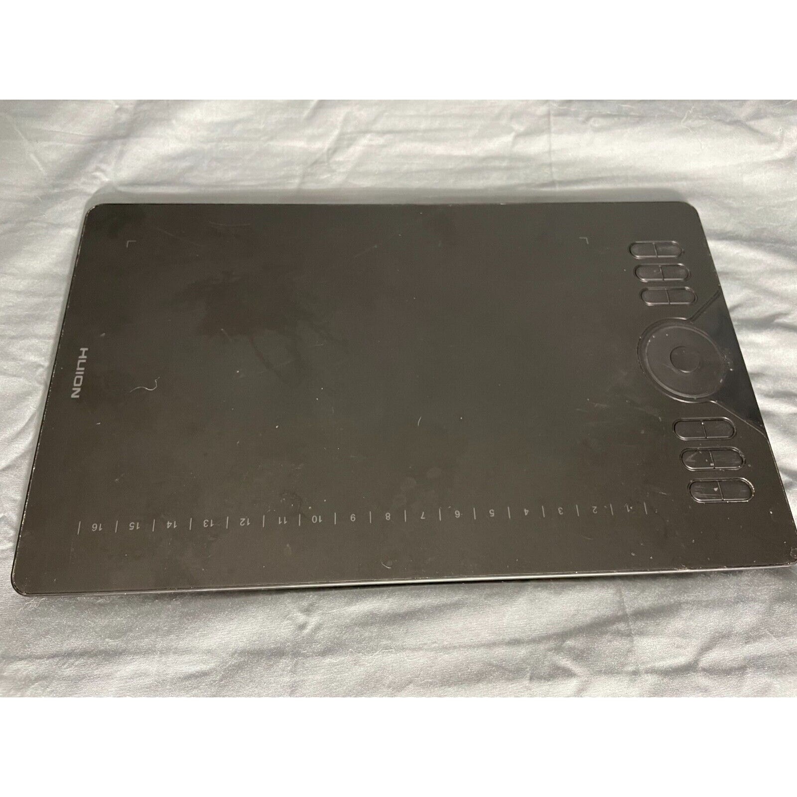 Huion HS610 8192 Graphics Drawing Tablet Touch Ring No Pen Tablet ONLY