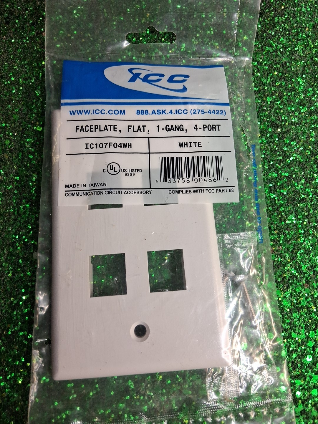 ICC IC107F04WH - 4 Port Single Gang Faceplate White ICC-FACE-4-WH  