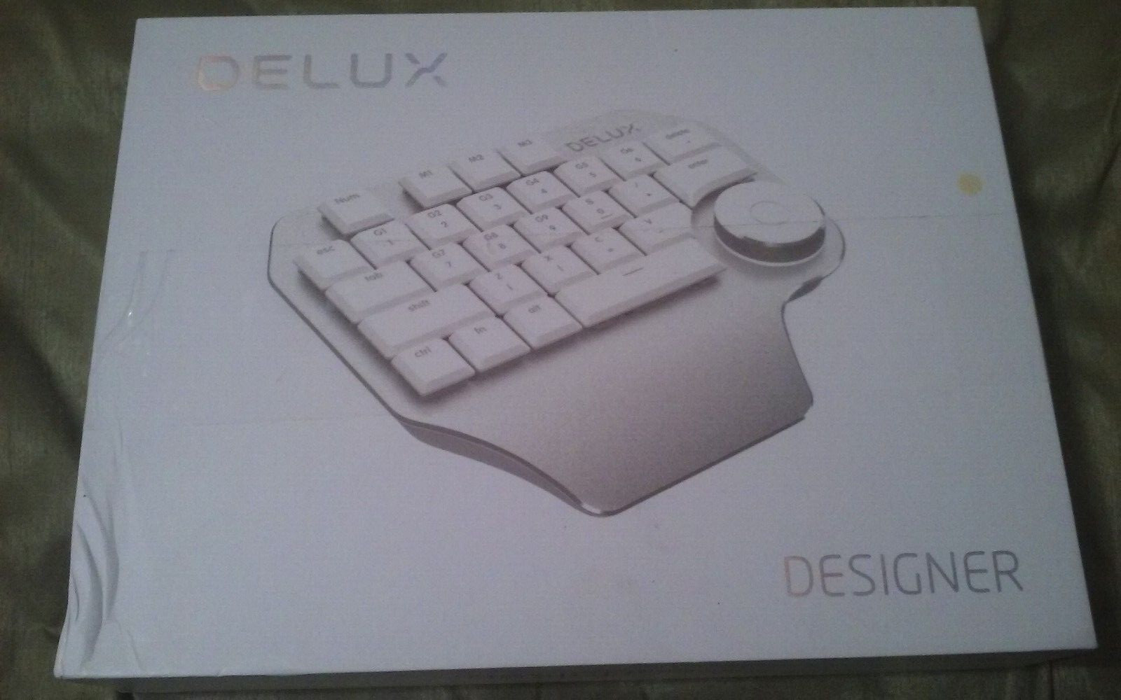 Delux  Digital Mechanical Designer Keyboard/ Keypad, Backlit/ Smart Knob (White)