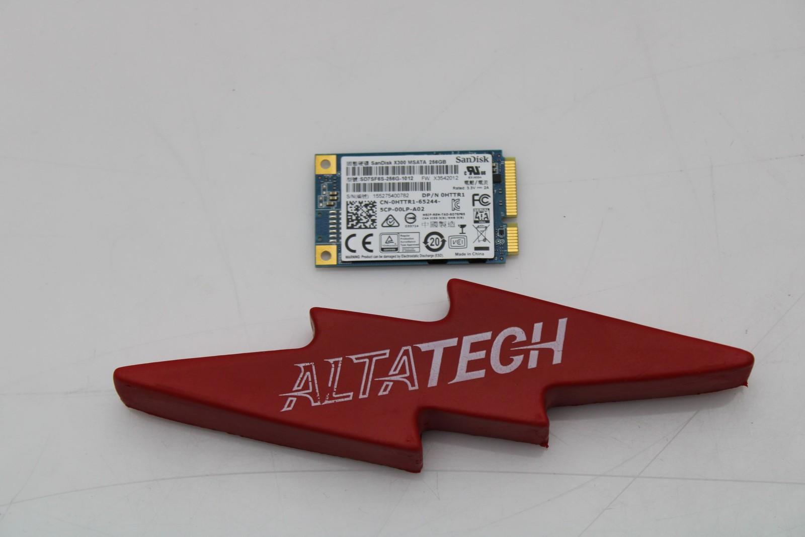 Dell HTTR1 256GB SSD M.2 MSATA 6G 42 X300 SD7SF6S-256G-1012 Solid State Drive