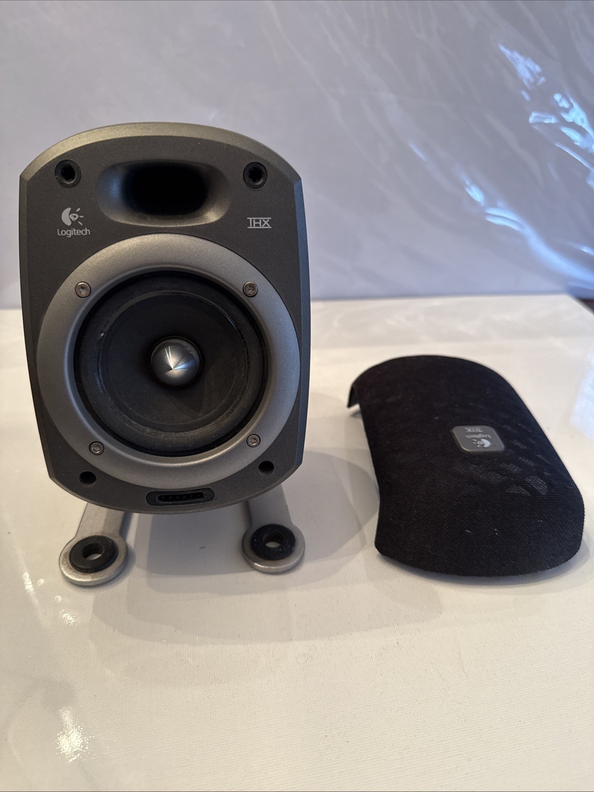 Logitech Z-680 THX 5.1 Surround Sound Single Left / Right Speaker - Tested