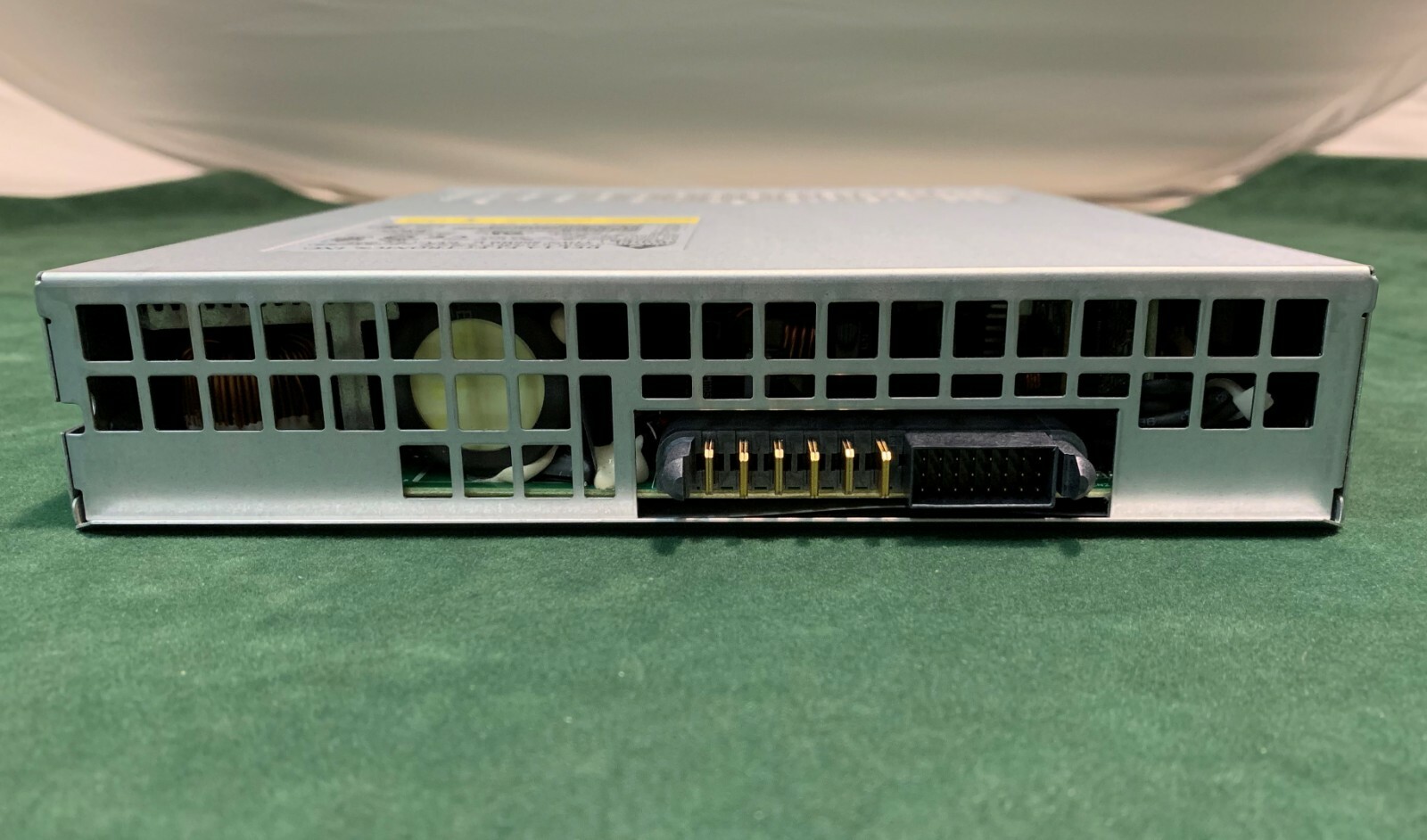 01AC550/01AC307/98Y2218/01LJ896 IBM V7000 Gen2 Expansion 800W Power Supply