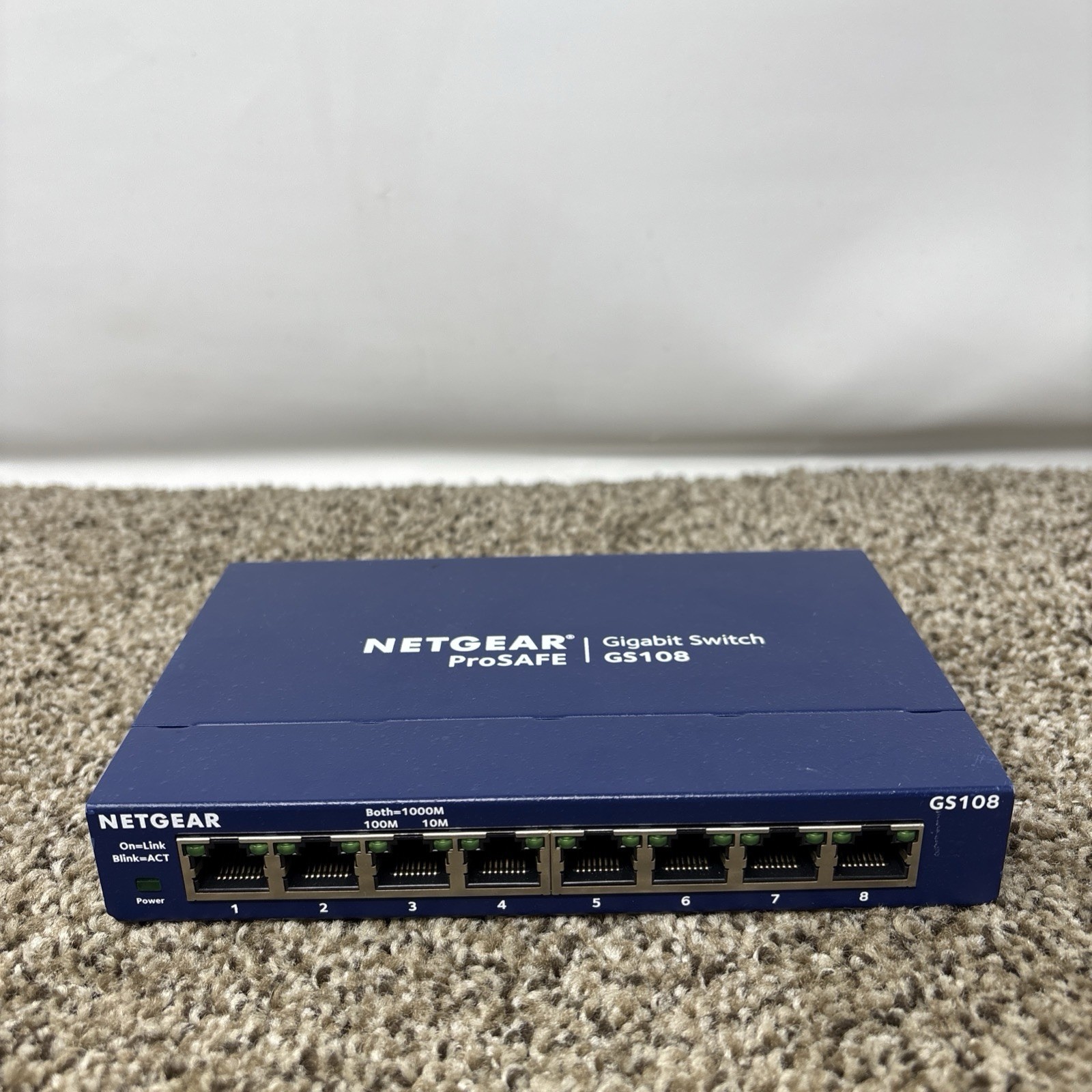 NETGEAR GS108 v4 ProSafe 8 Port Gigabit Ethernet Switch - NO POWER ADAPTER