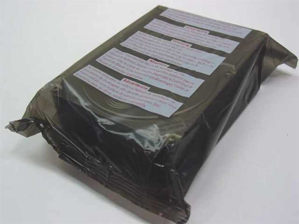 Quantum TD18W011 18.2GB 3.5" SCSI FH Atlas III Hard Drive 80 Pin 18.2W Rev 01-B