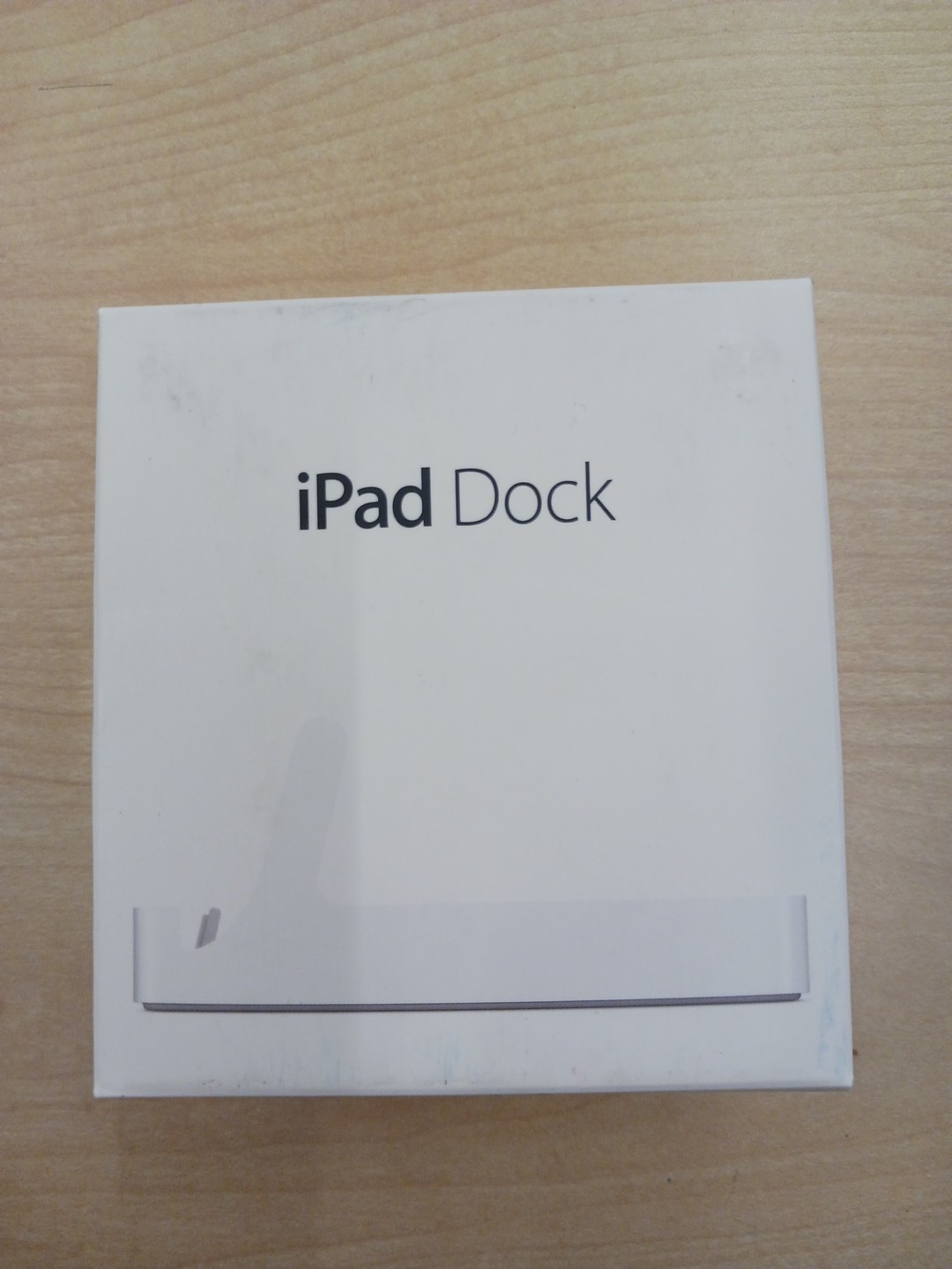 Brand New Factory Sealed Apple A1352 White 30-Pin Docking Station For iPad 2