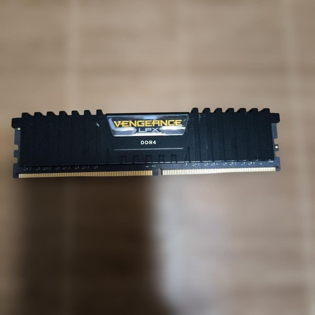 CORSAIR VENGEANCE LPX DDR4 3200MHz 16GB (2x8GB) Memory  Untested
