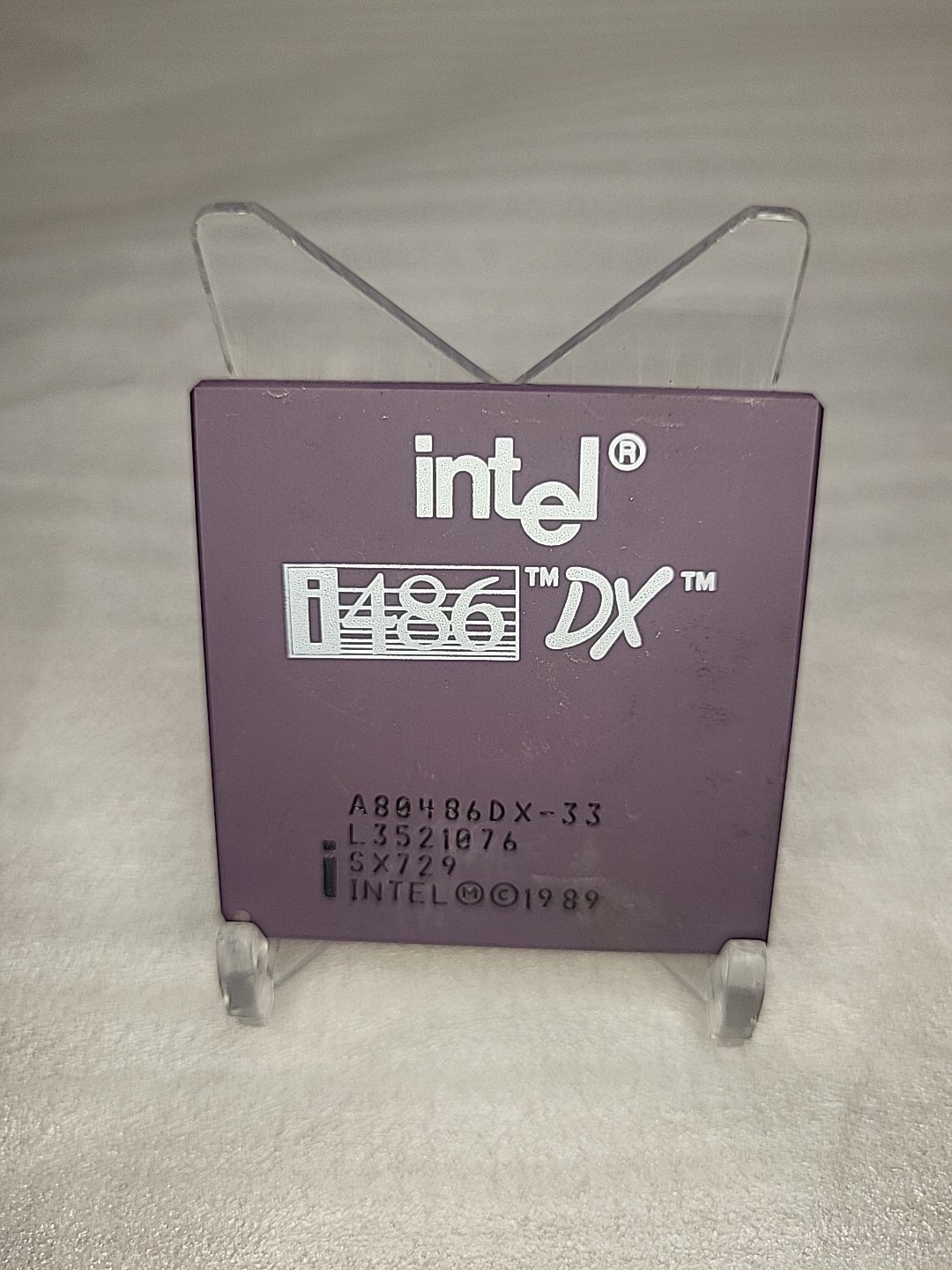 486DX-33 Intel A89486DX-33 rare spec SX729 vintage CPU GOLD. UNTESTED. 