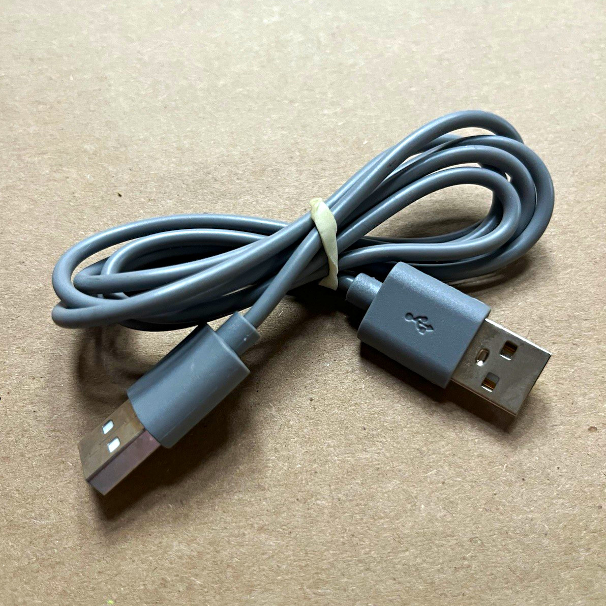 Gray USB-A Male to USB-A Male Flat USB Cable 18 in ( 5 ft) 5V (1:1)