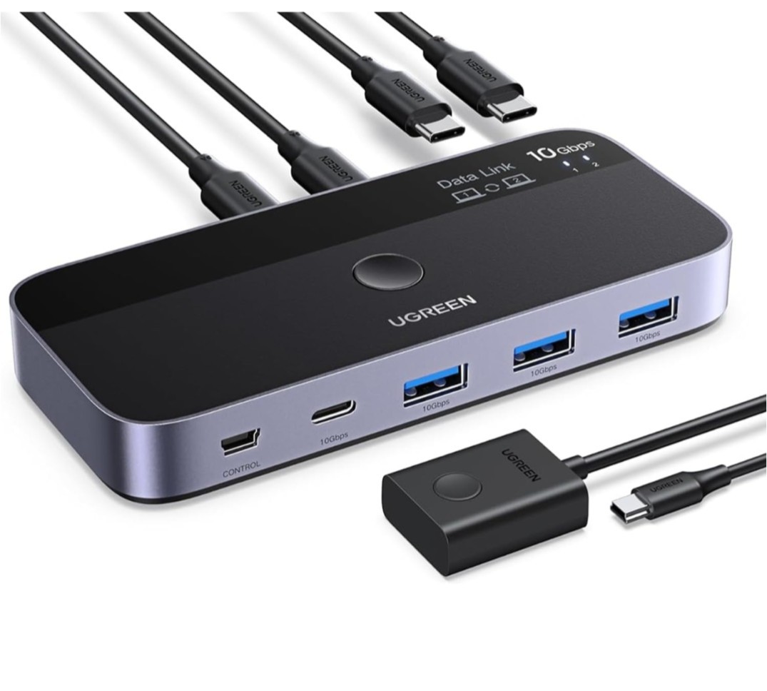 Compact USB 3.0 Switch for Dual Computers - Plug & Play with USB C & A Ports