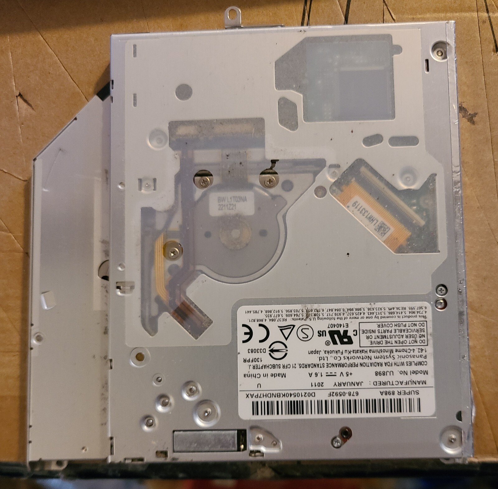 Panasonic UJ898 DVDRW MacBook Pro Slot Feed Optical Drive A1276 A1278 678-0592F