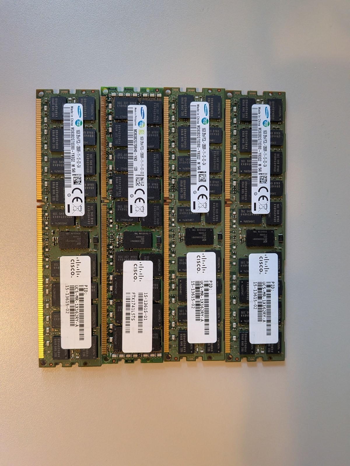 64GB (4x16GB) Samsung PC3L-12800R DDR3 ECC REG Server RAM M393B2G70DB0-YK0