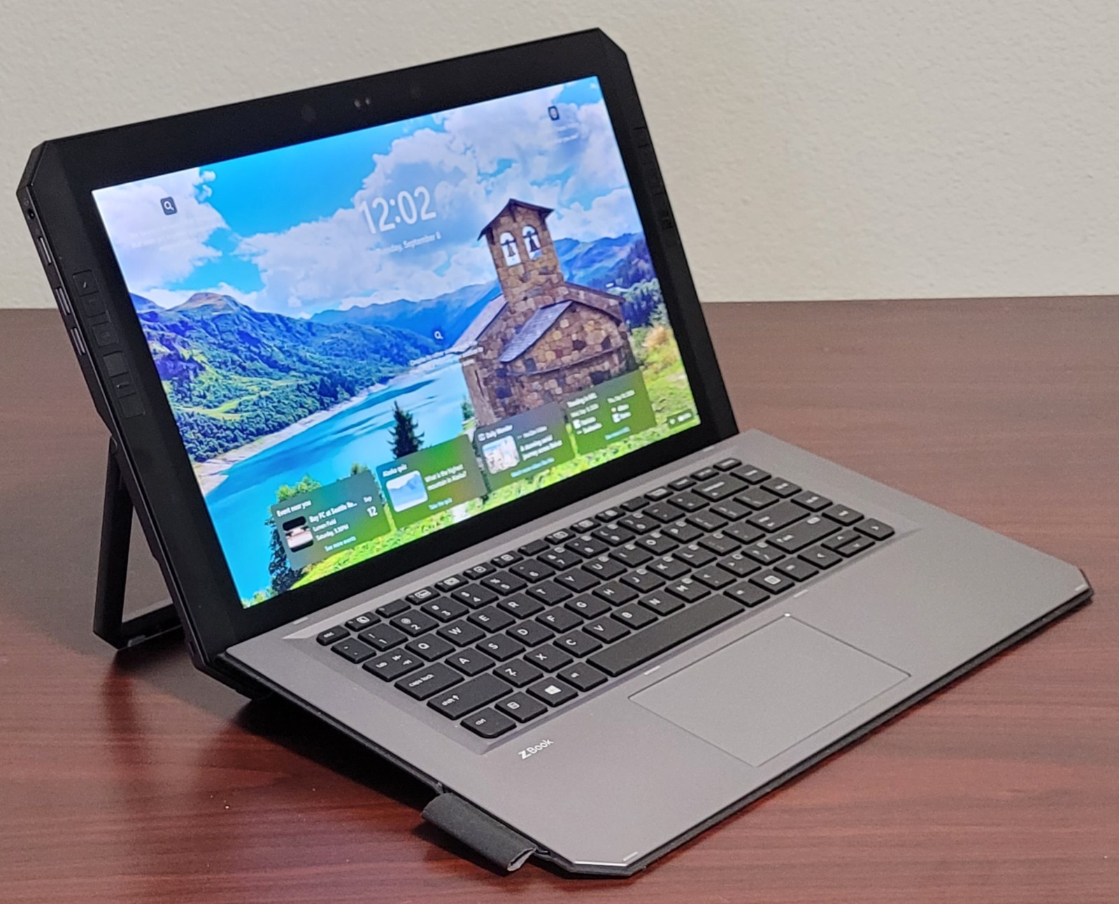 HP ZBook x2 G4 Tablet 4K IPS, i7-7600U 2.80GHz 16GB 256GB SSD Win 11 Quadro M620