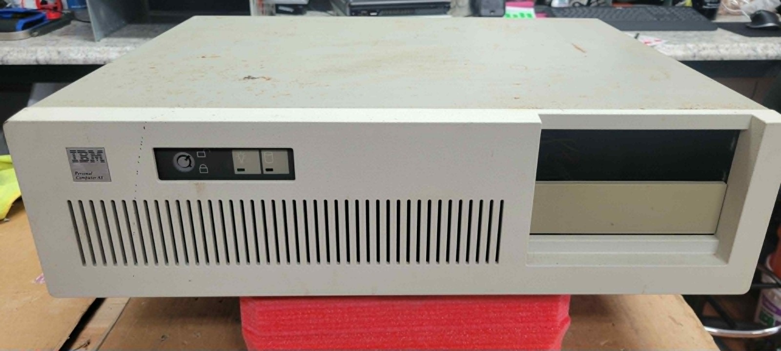Vintage IBM Personal Computer AT Model 5170 Desktop Case w/ Power Supply Retro
