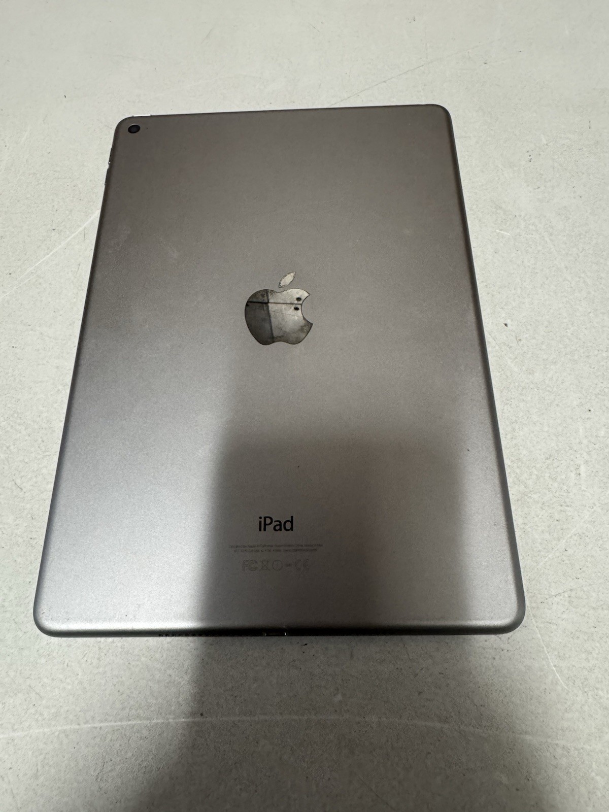Apple iPad Air 2 A1566 16GB WiFi – Untested, For Parts Only