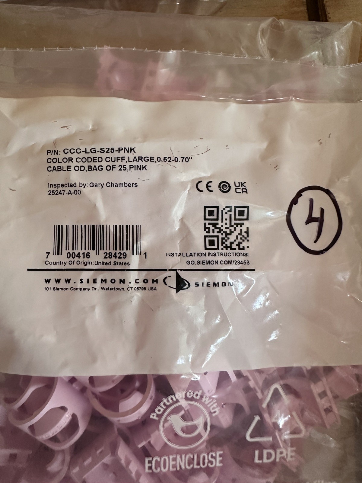 Siemon Expandable CCC-LG-S25-VLT Large, for 0.52-0.70" Bag of 25, pink