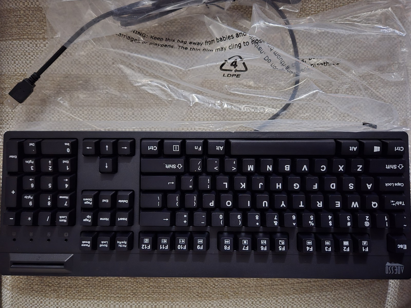 Adesso Standard Keyboard with Built-in Smart Card Reader AKB-630SB-TAA. wiredUSB