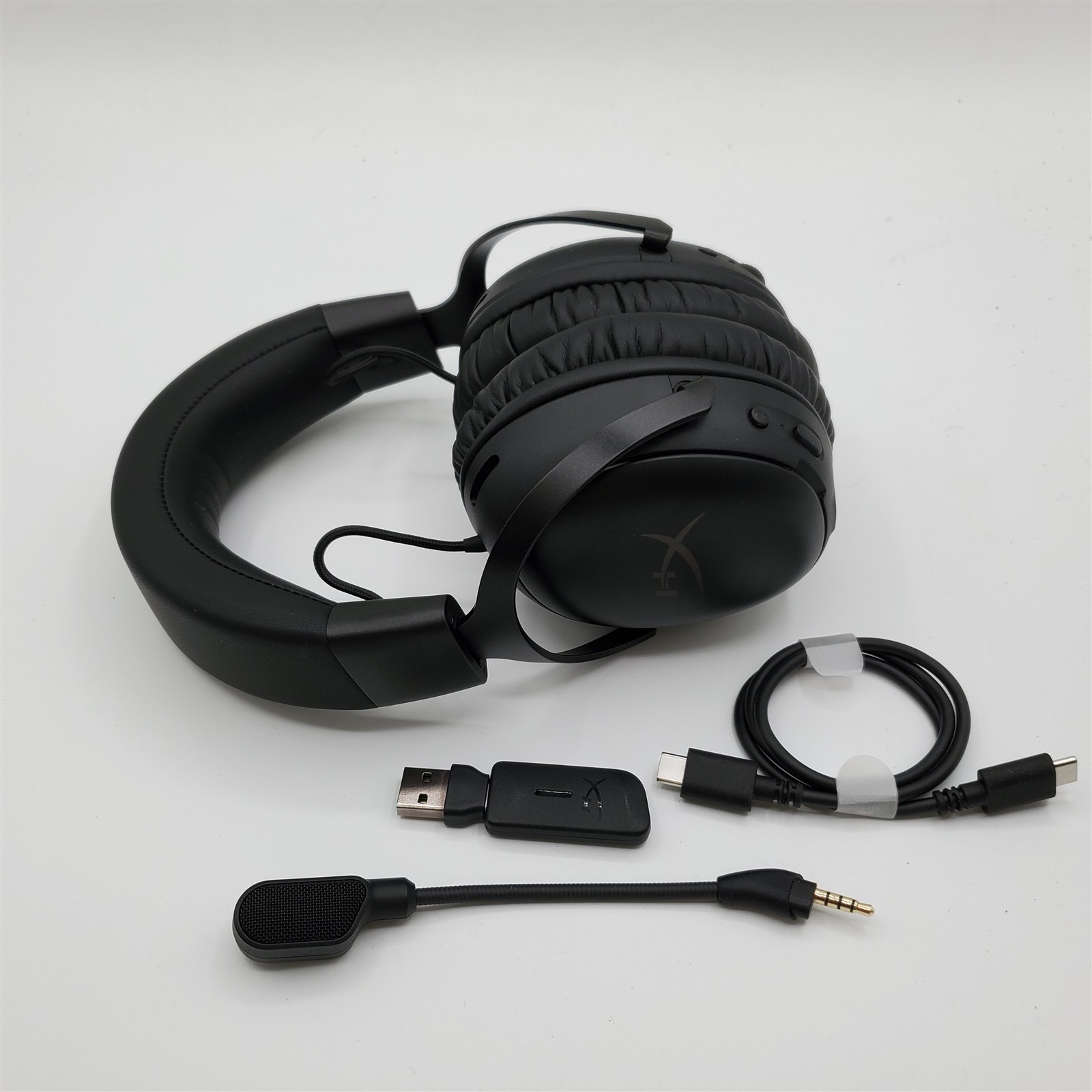 HyperX Cloud III S Wireless Gaming Headset for Multi-Platform – Black