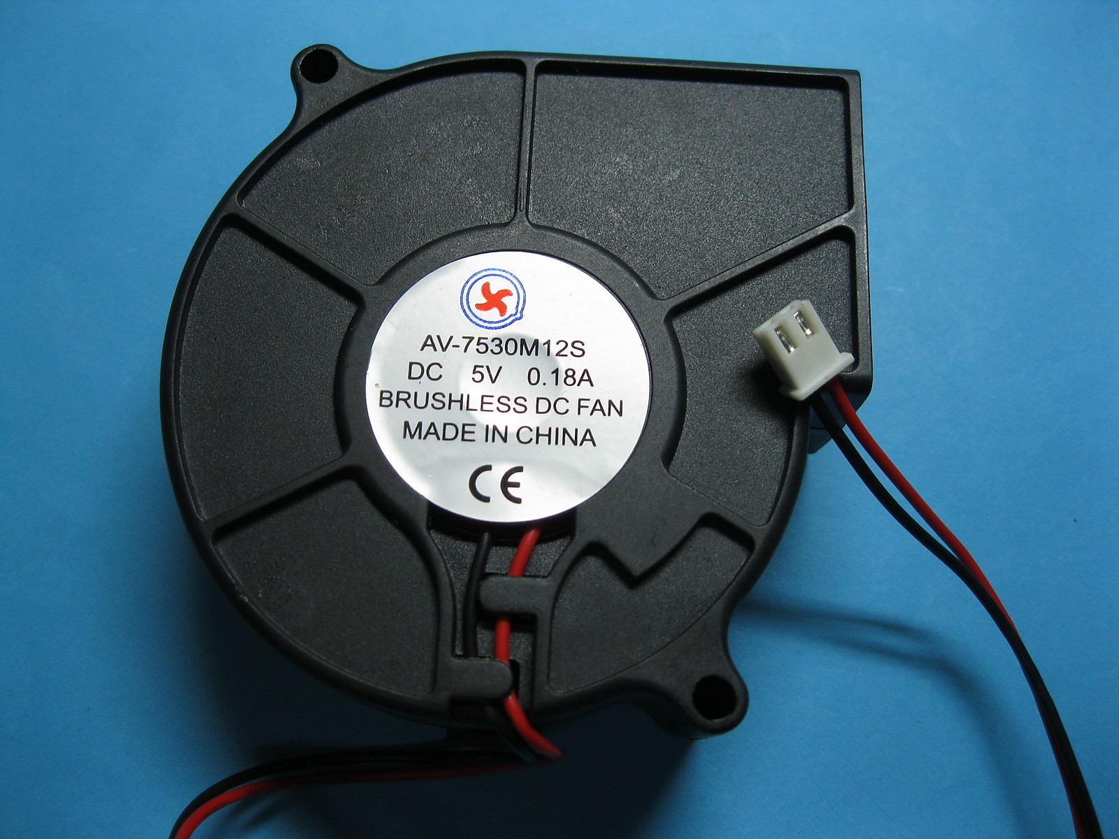 4 pcs Brushless DC Blower Fan 5V 7530S 75x75x30mm 2 Wire Sleeve Bearing New