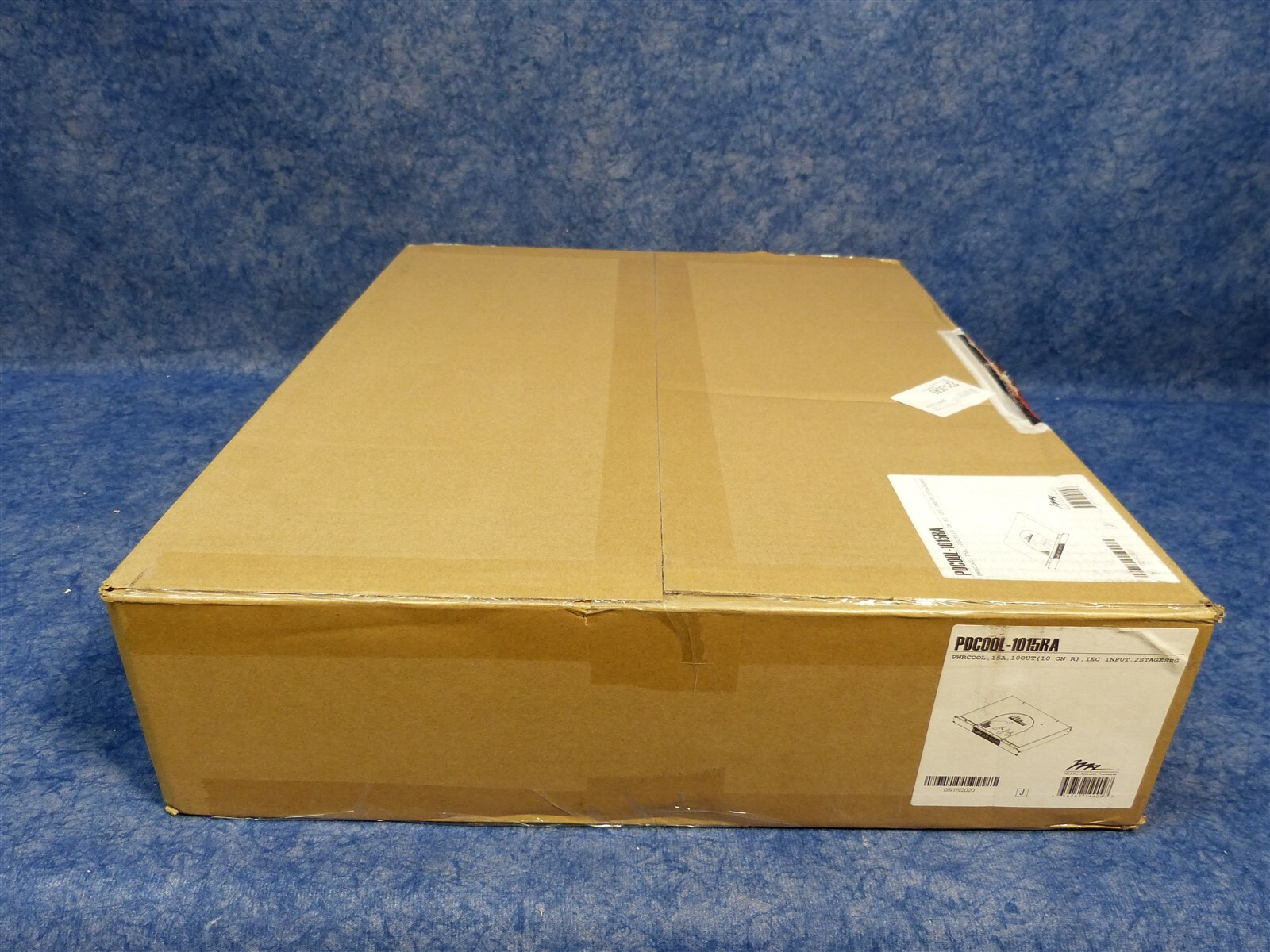 NEW Middle Atlantic PDCOOL-1015RA/15A 10 Outlet Component Cooler & Plug Strip Q8