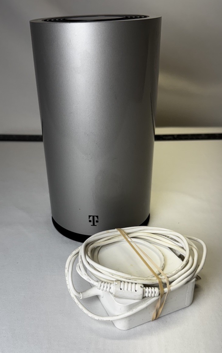 T-Mobile NOK 5G21 High Speed Internet Gateway Router Modem 4G / 5G Grey