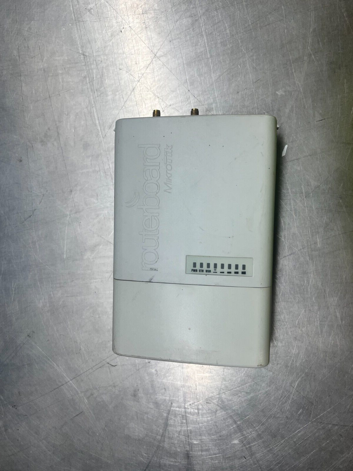 Mikrotik BaseBox 2 RB912UAG-2HPnD-OUT 2.4Ghz integrated AP/Backbone