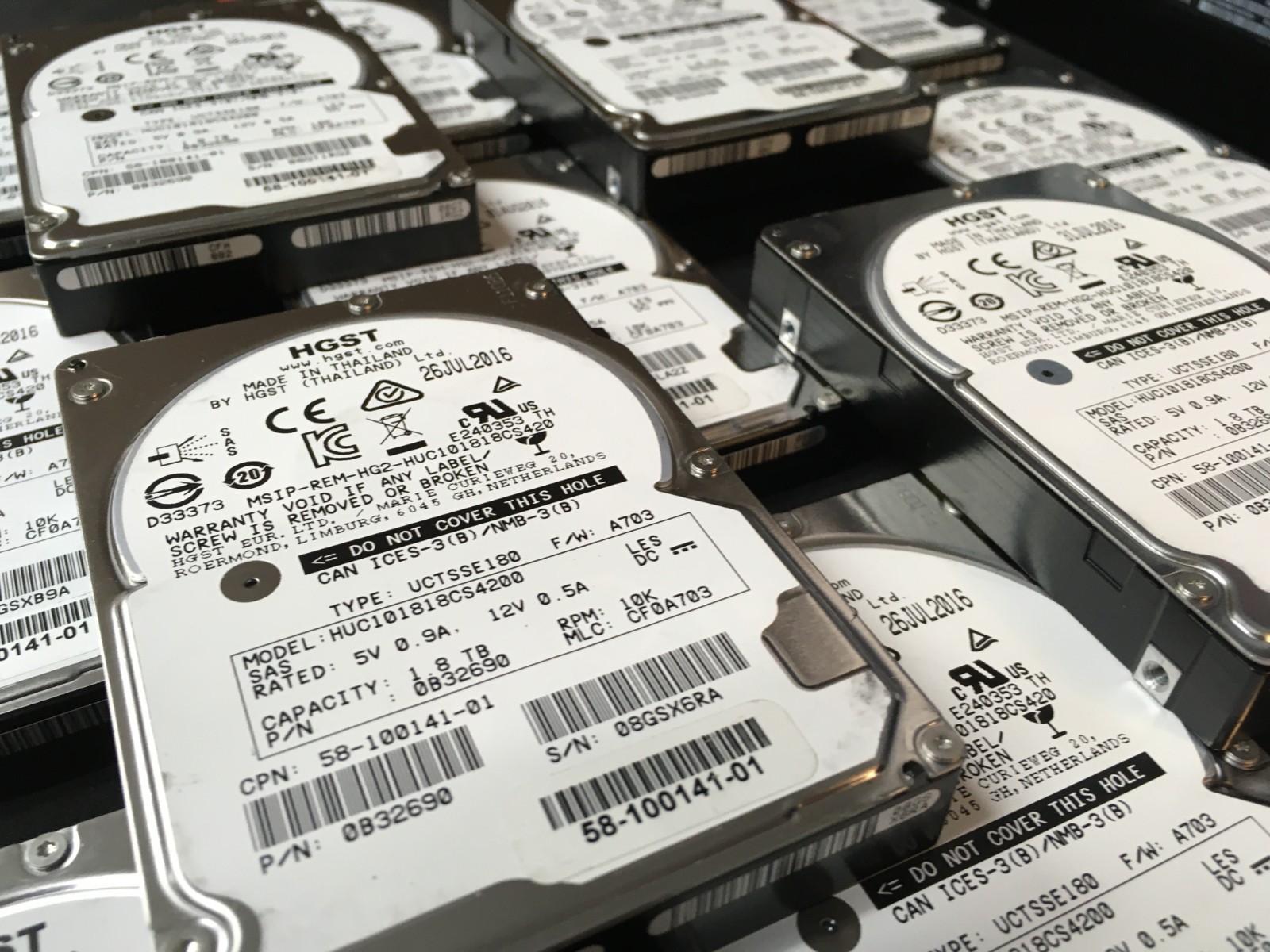 *LOT OF 10* HGST 1.8TB 10K 12Gb/s 2.5" SAS HDD HUC101818CS4200 *512 FORMAT
