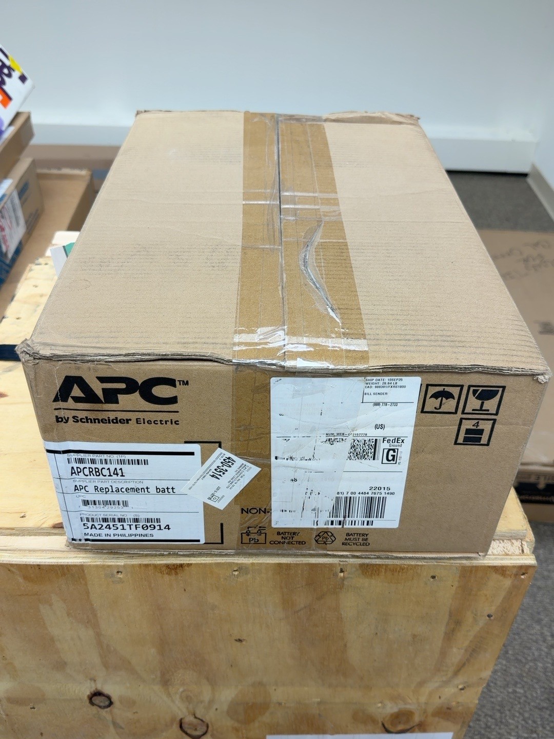 APC APCRBC141 Replacement Battery Cartridge Genuine OEM New in Box