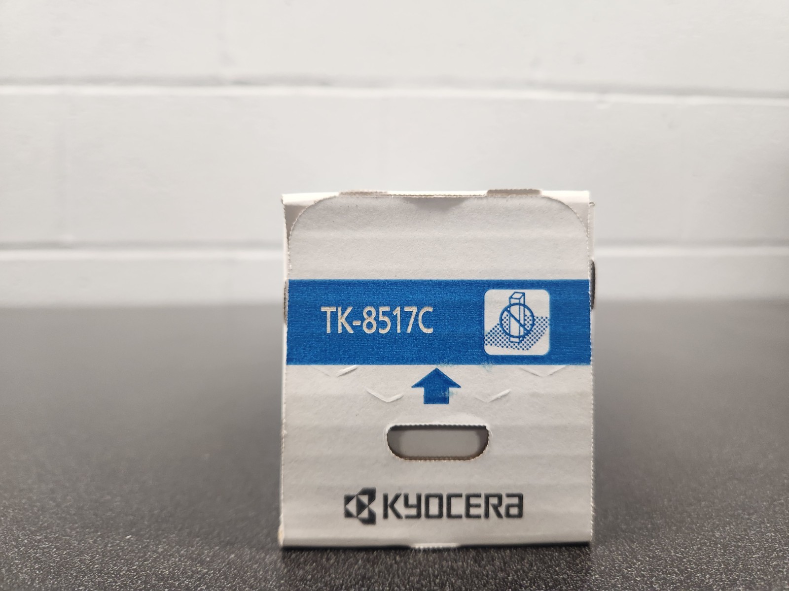 TK-8517C 1T02NDCUS0 Original Kyocera Toner Cartridge - Cyan