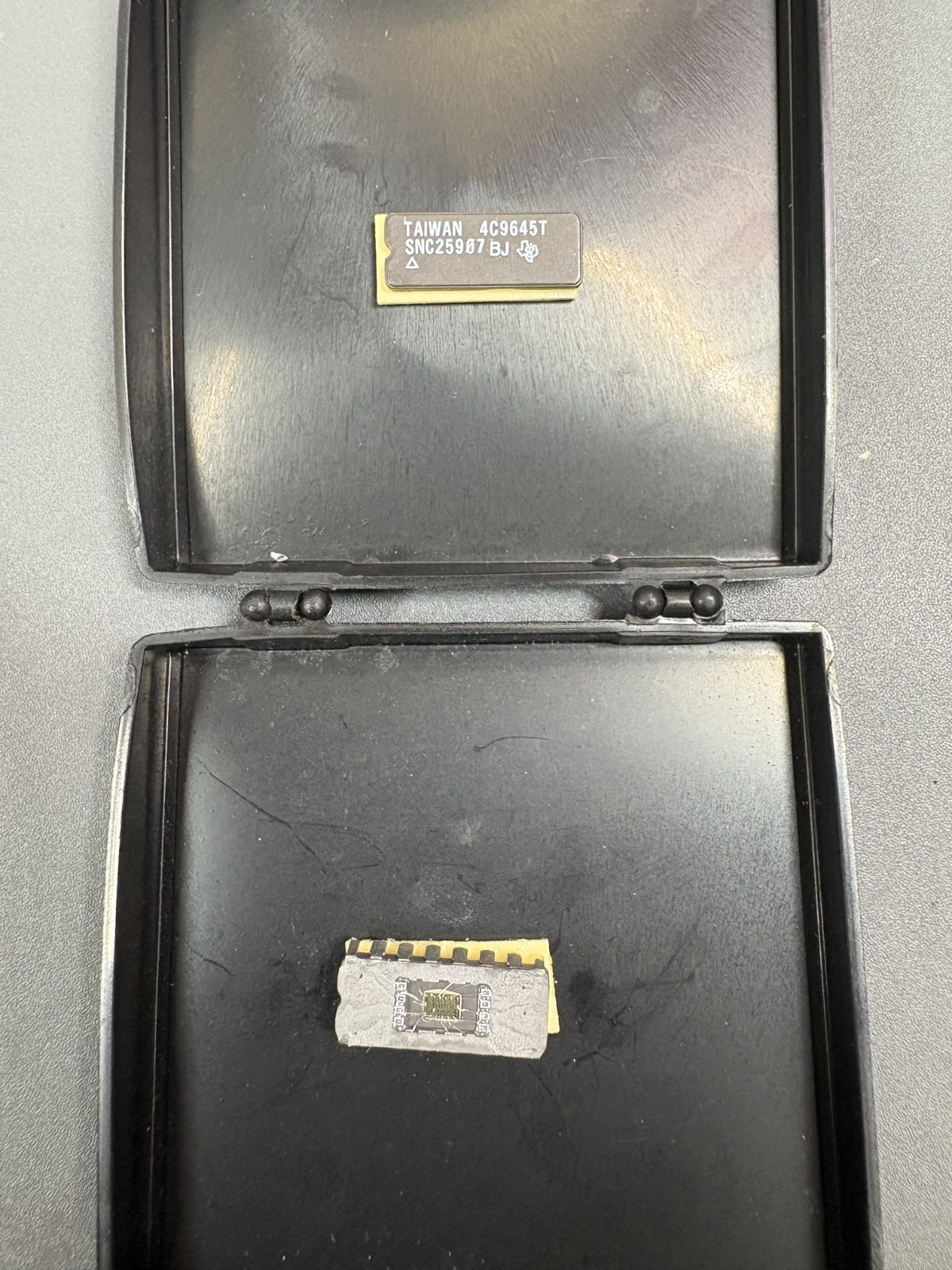 Vintage Texas Instruments SNC25907BJ Military Gold Lid Ceramic IC Chip Collector