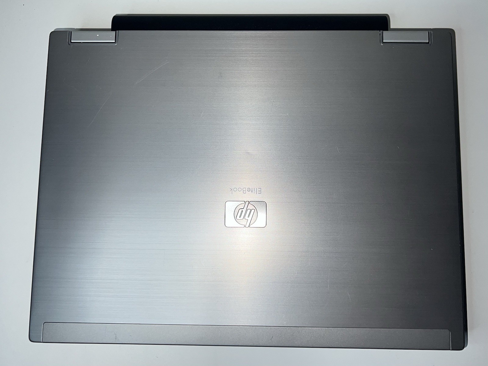 HP EliteBook 2530P Laptop | No power & For Parts | Good Cosmetic Condition 
