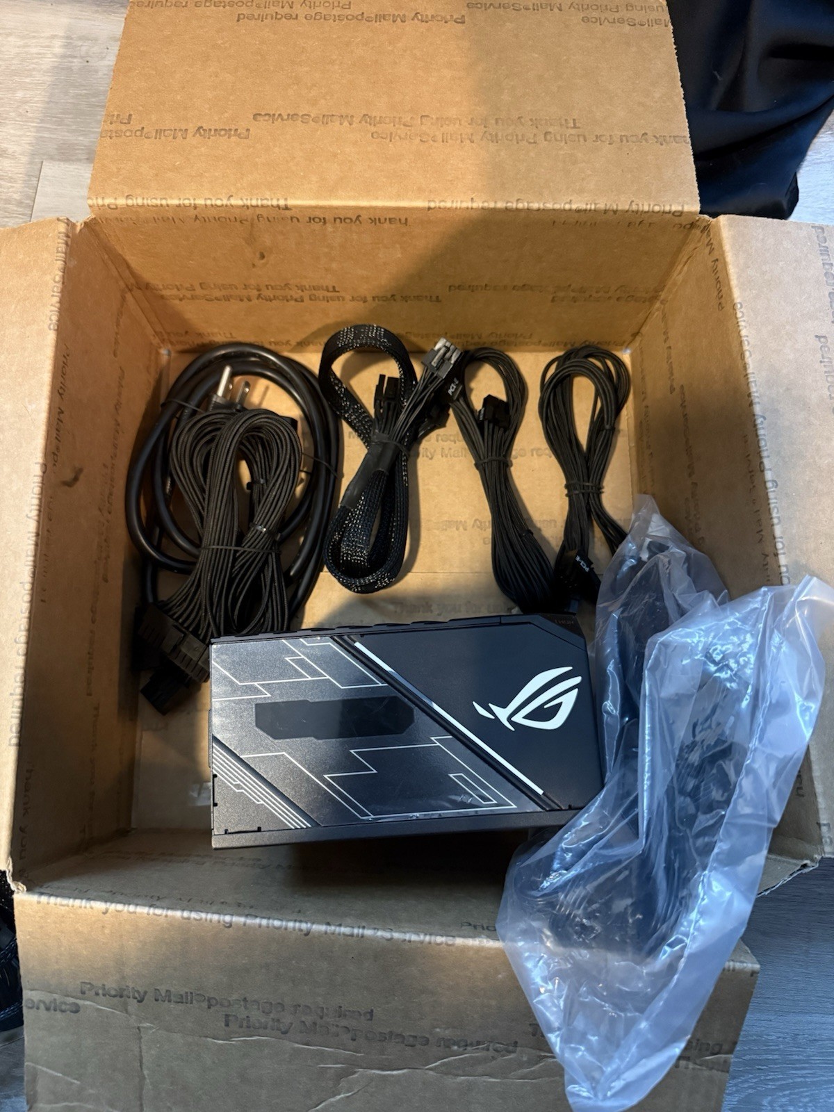 ASUS ROG Thor Platinum 850W Power Supply 