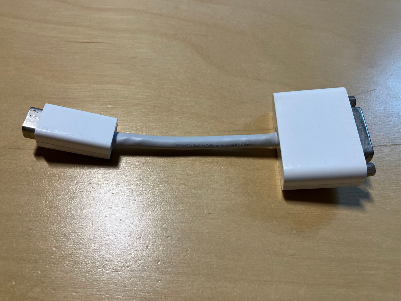 Genuine Apple Mini DVI Video Adapter Male To DVI-D Female cable