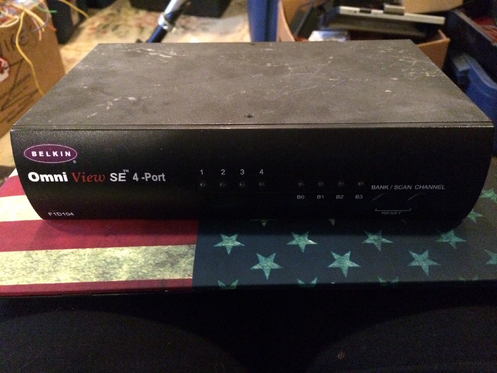 PRE-OWNED BELKIN OMNI VIEW SE 4-PORT F1D104 No Cables