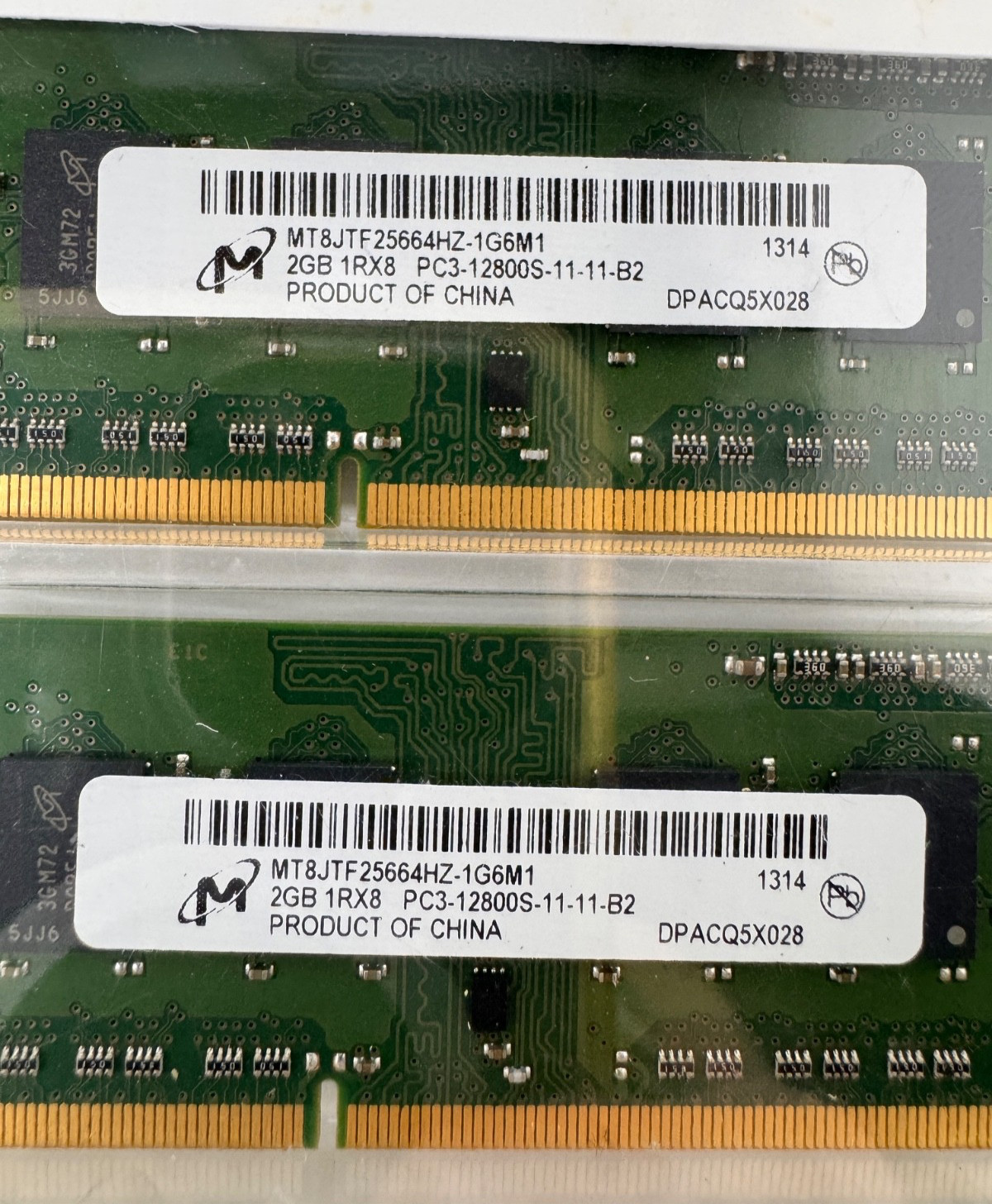 Crucial by Micron 4GB Kit 2x 2GB 1RX8 MT8JF25664HZ-1G6M1 Memory